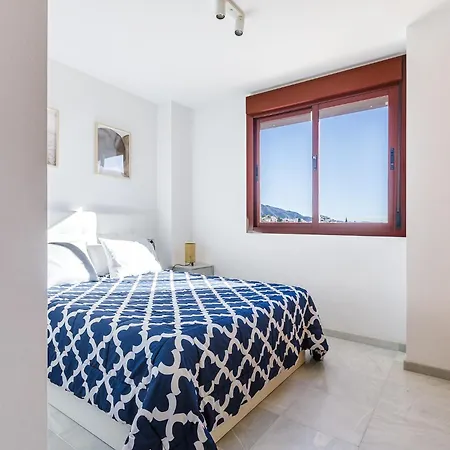 Panoramic Penthouse Apartment *