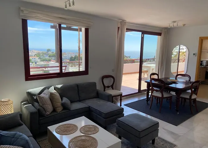 Panoramic Penthouse Apartman *